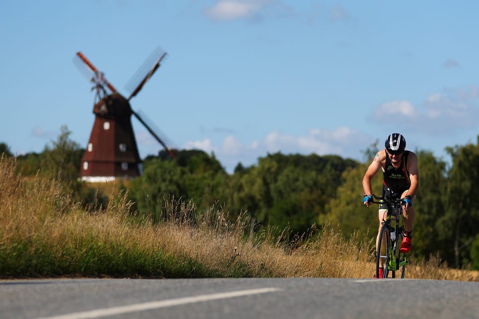 copenhagen, denmark august 21 athletes competes in the bike legduring the ironman copenhagen on august 21, 2022 in copenhagen, denmark photo by eric alonsogetty images for ironman