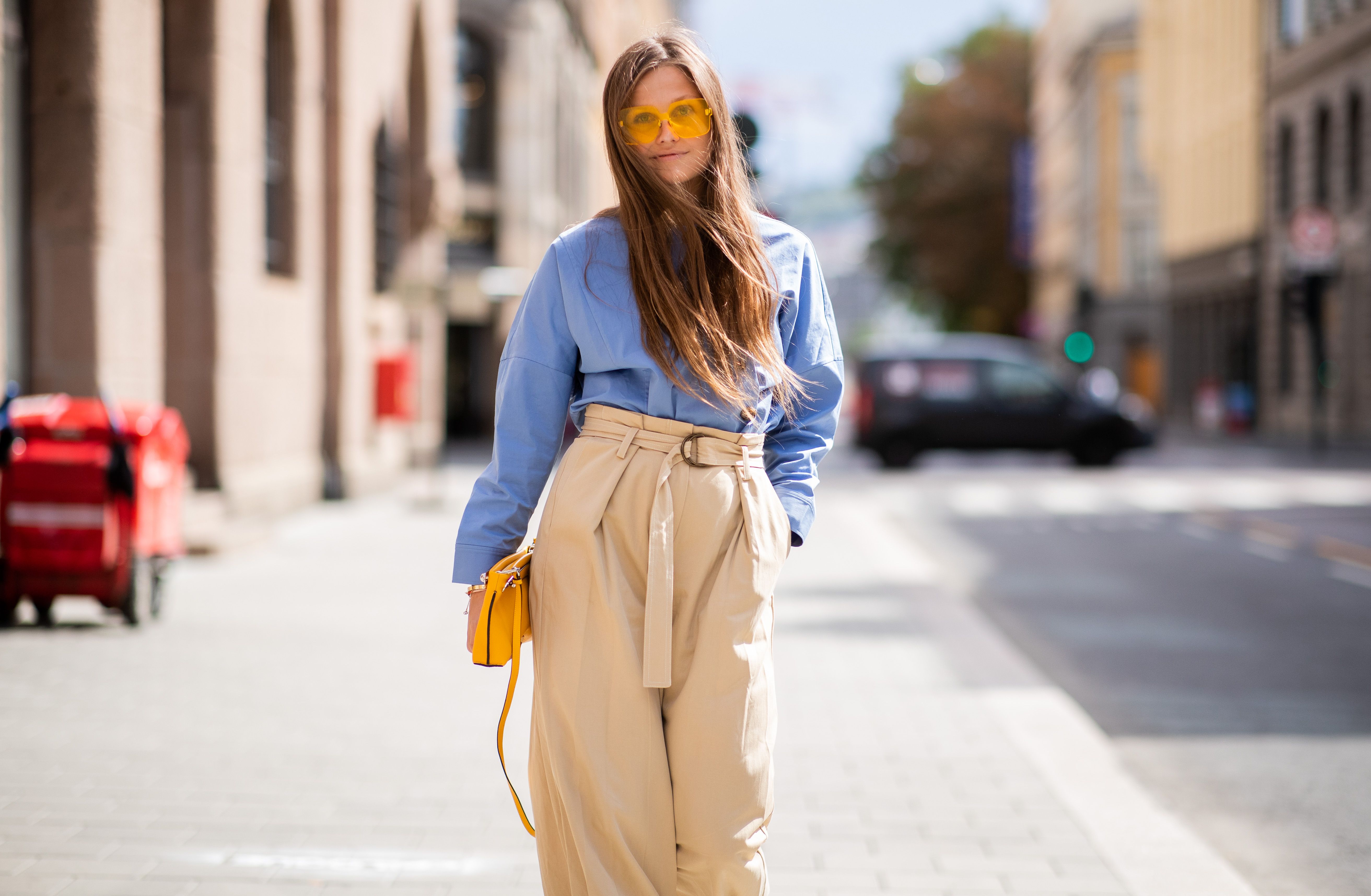 Colori Moda 2019: come abbinare i pantaloni beige