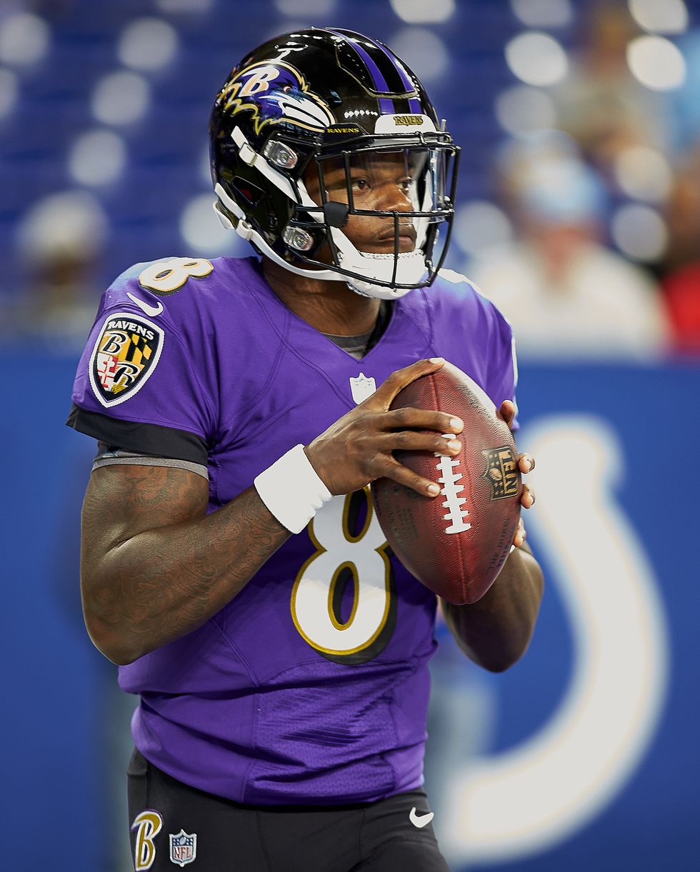 indianapolis, in august 20 baltimore ravens quarterback lamar jackson 8 warms up with the football prior to game action during the preseason nfl game between the indianapolis colts and the baltimore ravens on august 20, 2018 at lucas oil stadium in indianapolis, indiana photo by robin alamicon sportswire via getty images