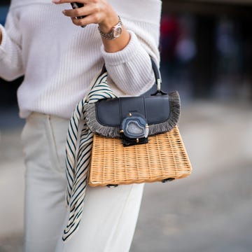 Street fashion, Fashion, Arm, Bag, Footwear, Photography, Handbag, Fashion accessory, Shoe, Hand, 