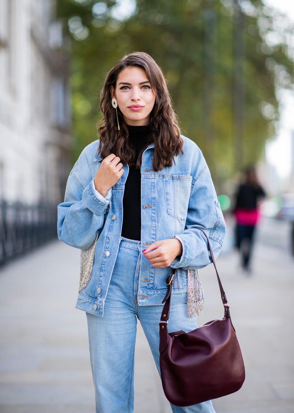 tendenza jeans 2019, come indossare i jeans 2019, moda jeans inverno 2019