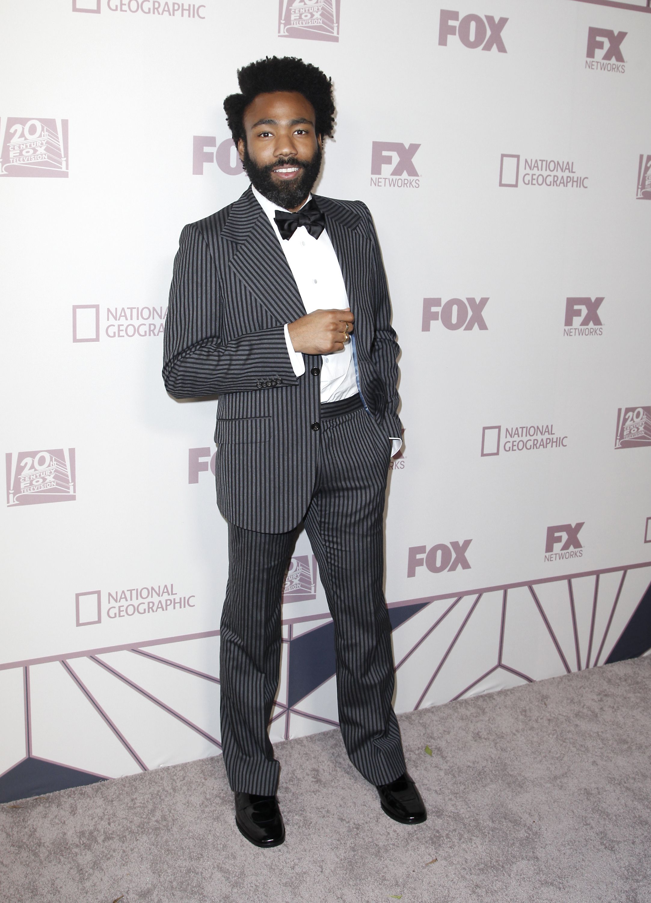 Donald Glover's Pyjama Suit Is Flower Power At Its Best – Style