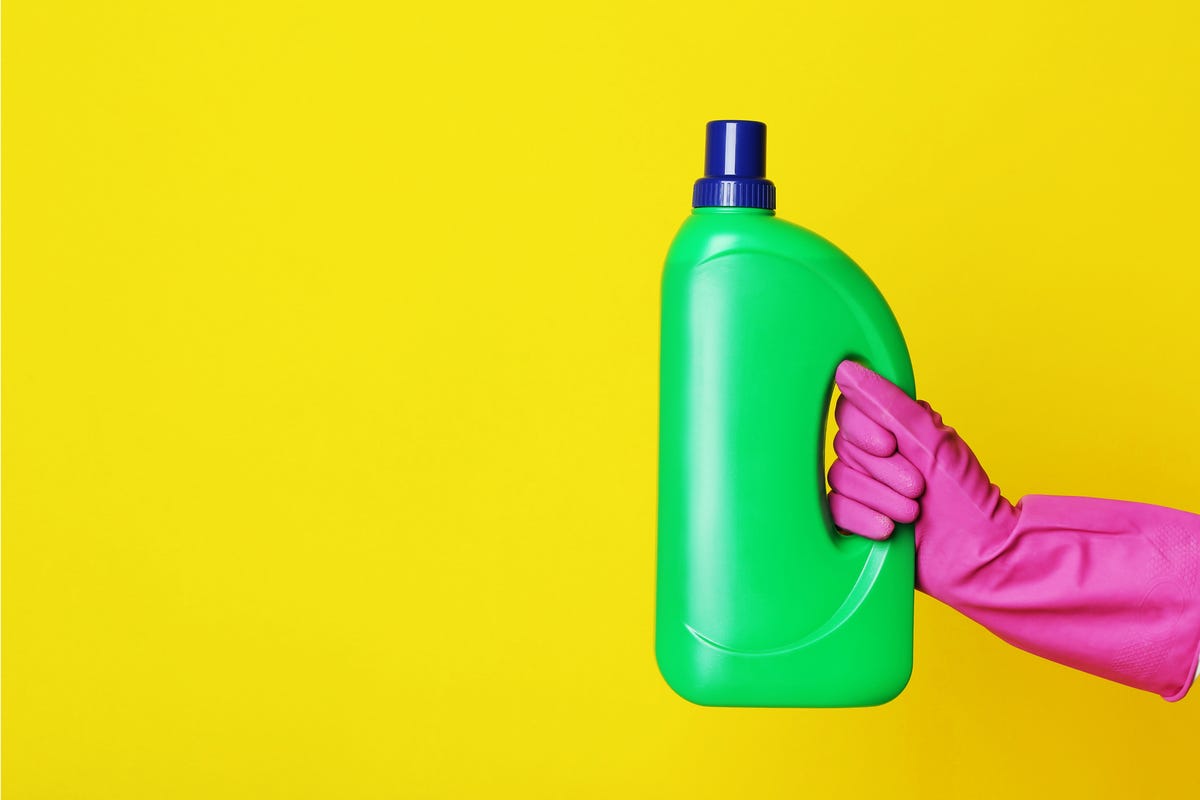 is-bleach-good-for-cleaning-how-to-safely-disinfect-clothes-surfaces