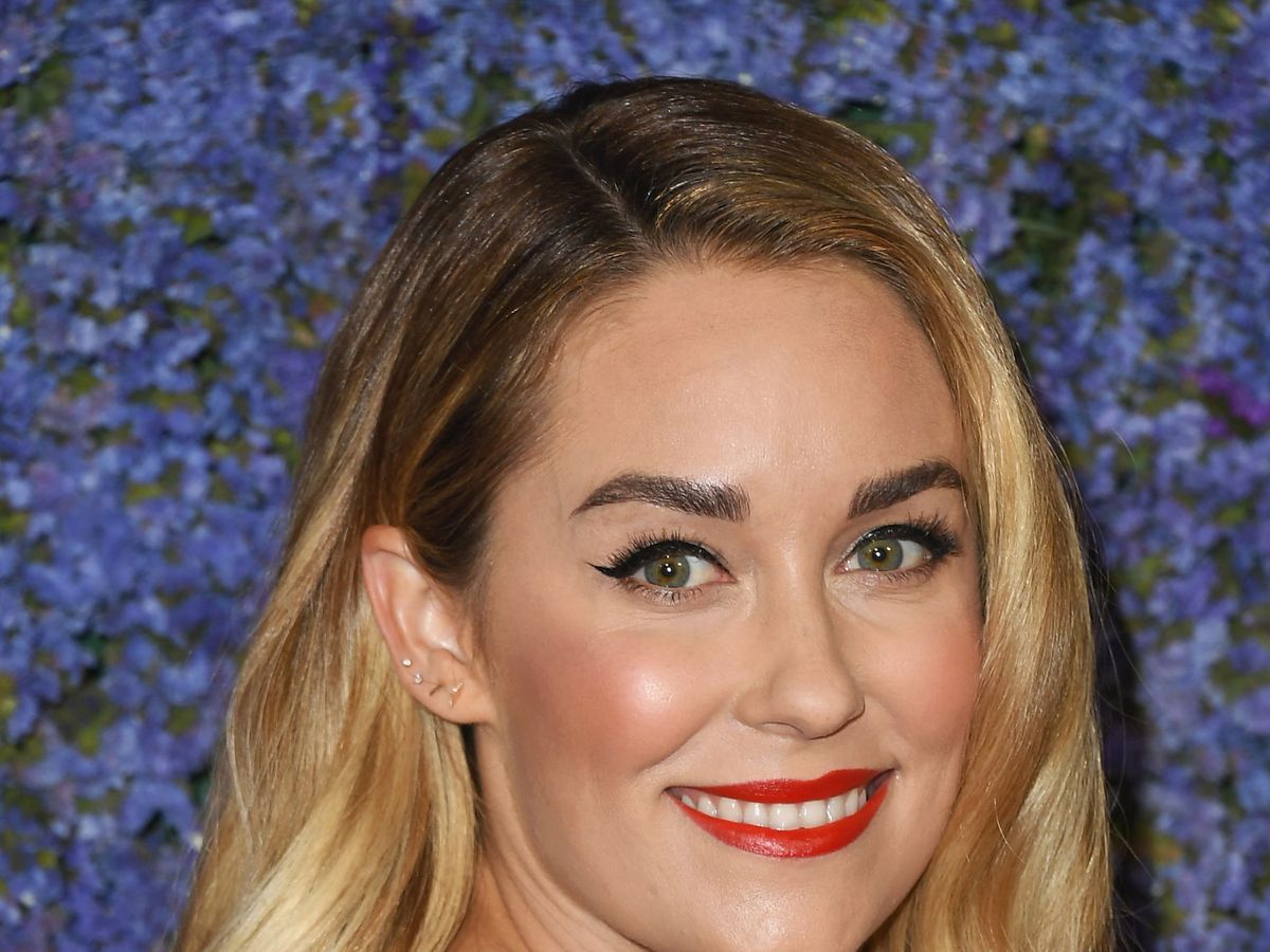 Spotted: Lauren Conrad Without Extensions and With Dark Roots