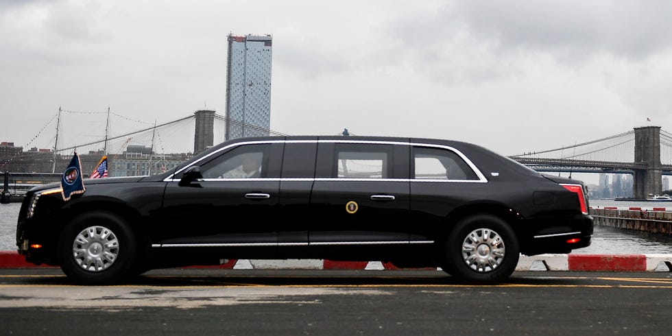 New Presidential Limo – President Trump Gets Cadillac Limousine in NY