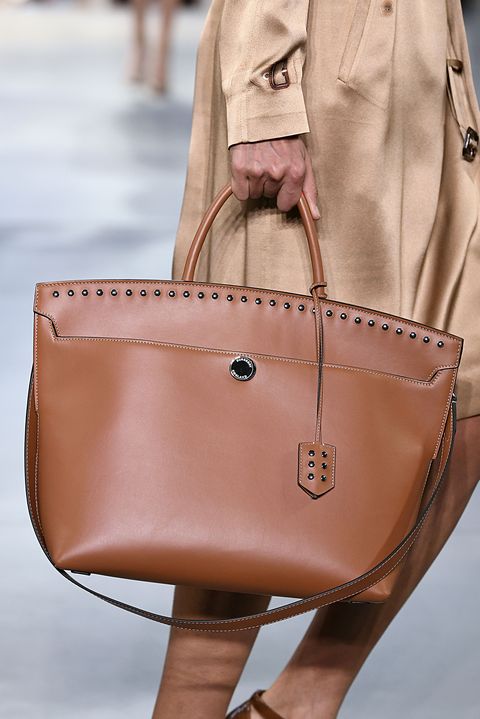 Handbag, Bag, Leather, Tan, Brown, Shoulder, Fashion accessory, Fashion, Beige, Street fashion, 