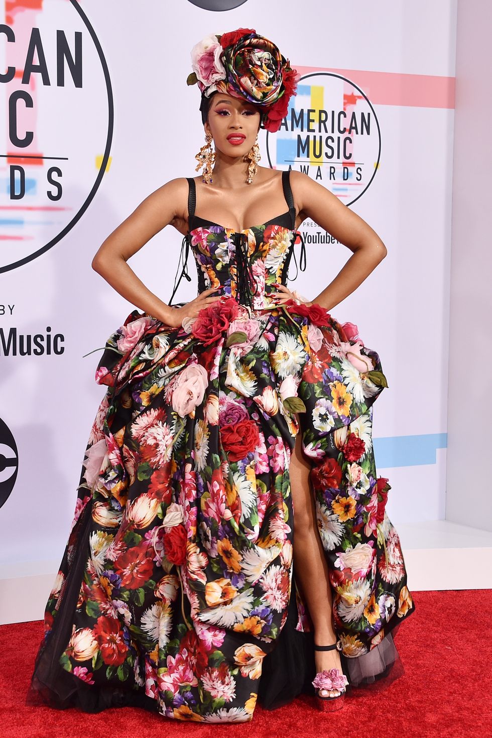 35 Cardi B Outfits That Show Her Style Transformation