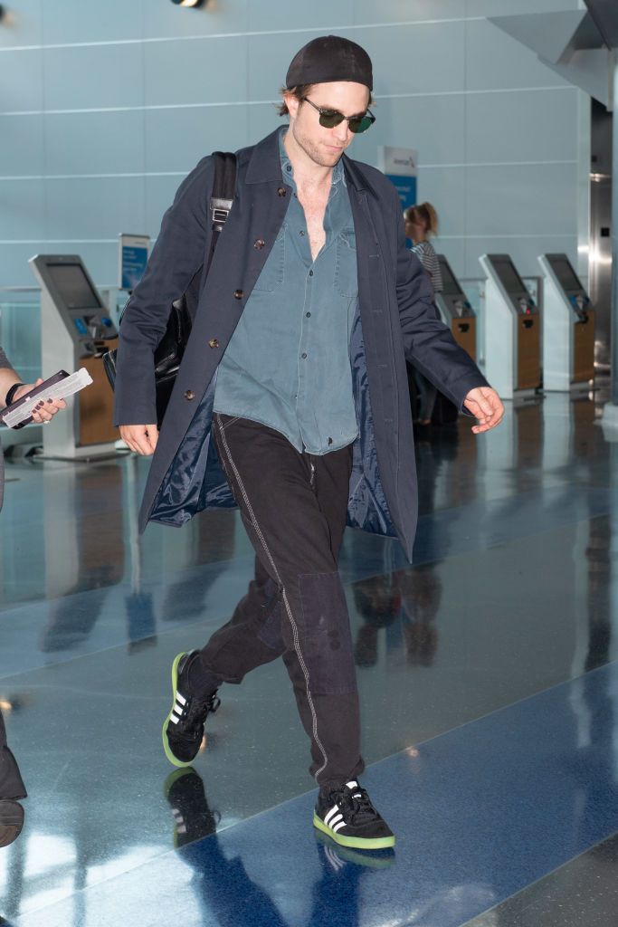 new york, ny   october 04 robert pattinson seen at jfk airport on october 4, 2018 in new york city photo by adrian edwardsgc images