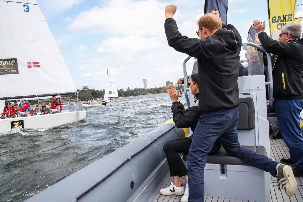 Water, Recreation, Vehicle, Sail, Tourism, Watercraft, Sailing, 