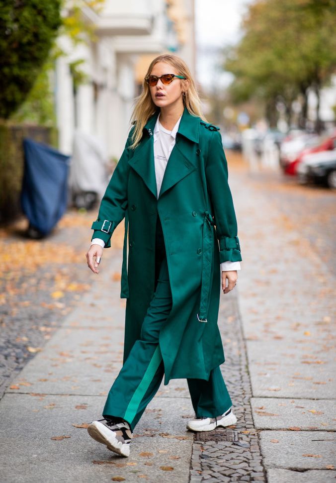Clothing, Street fashion, Green, Photograph, Fashion, Coat, Trench coat, Outerwear, Turquoise, Snapshot, 