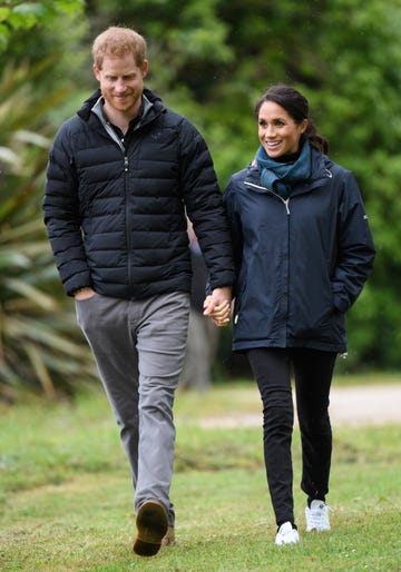 Outerwear, Jacket, Grass, Walking, Recreation, Leisure, 