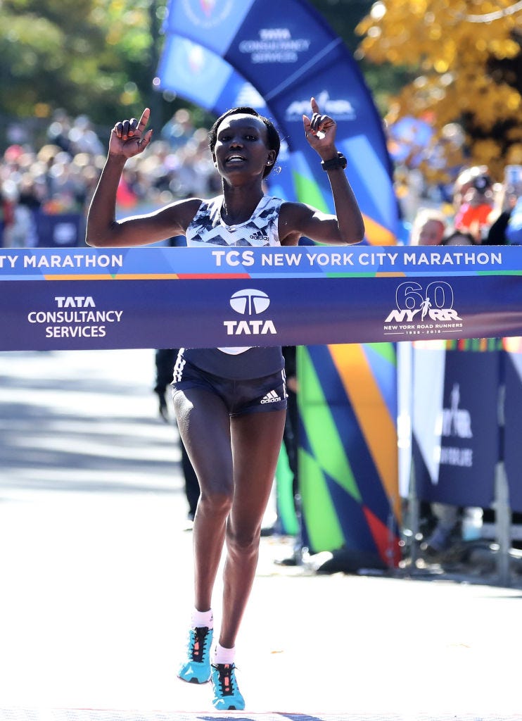 Sports, Marathon, Long-distance running, Recreation, Individual sports, Athlete, Running, Athletics, Endurance sports, Triathlon, 