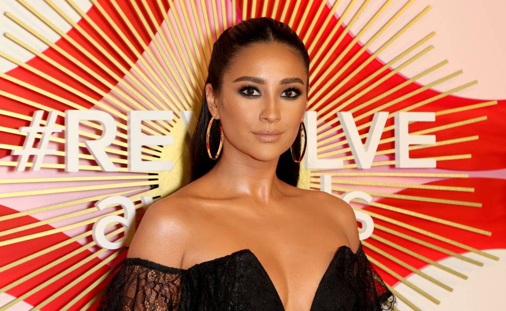 Shay Mitchell Is Going Cowboy Copper, and I Bet It's Another Clue