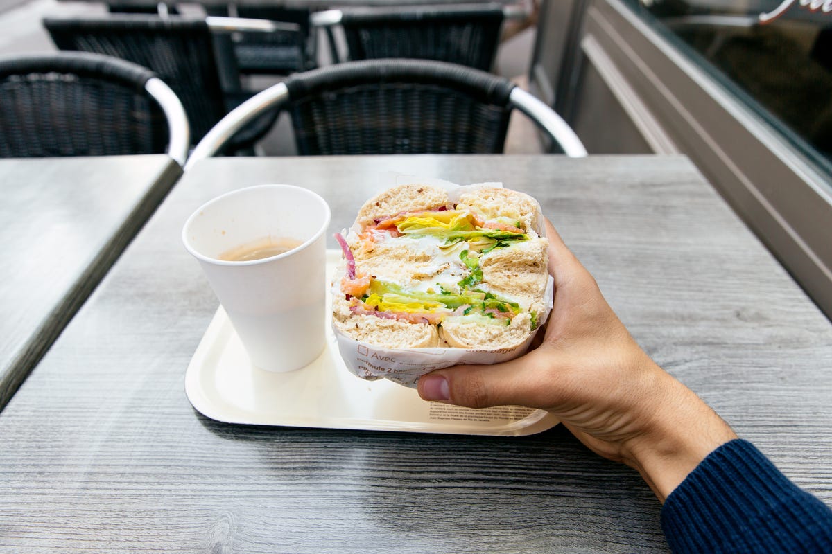 The Best Low-Calorie Breakfasts at 10 Major Restaurant Chains