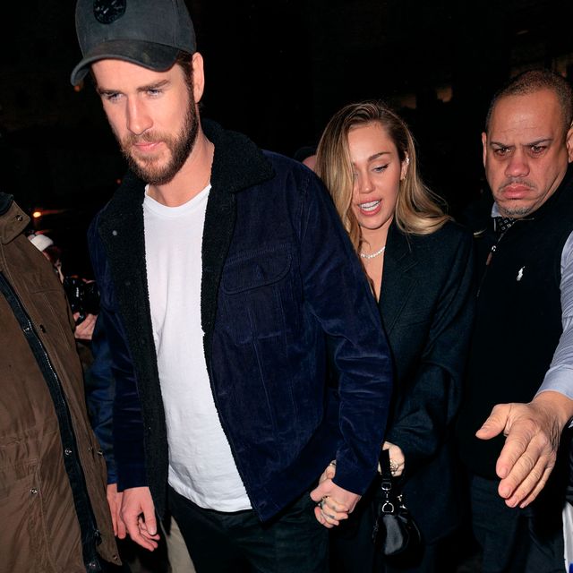 Liam Hemsworth and Miley Cyrus Were So Adorable Backstage at Saturday ...