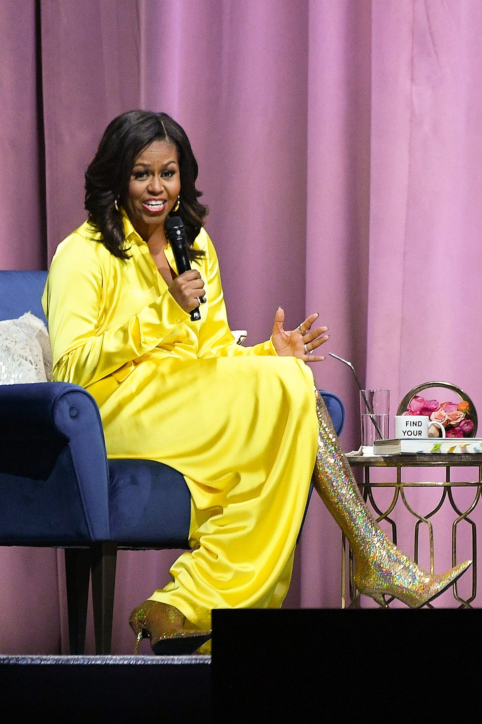 Michelle Obama Discusses Her New Book "Becoming" With Sarah Jessica Parker