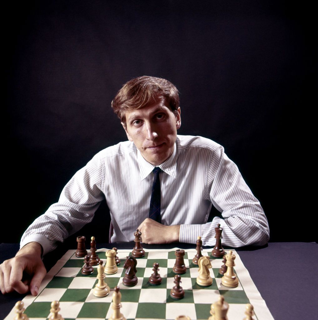 Bobby Fischer, se tornou o primeiro americano a conquistar um