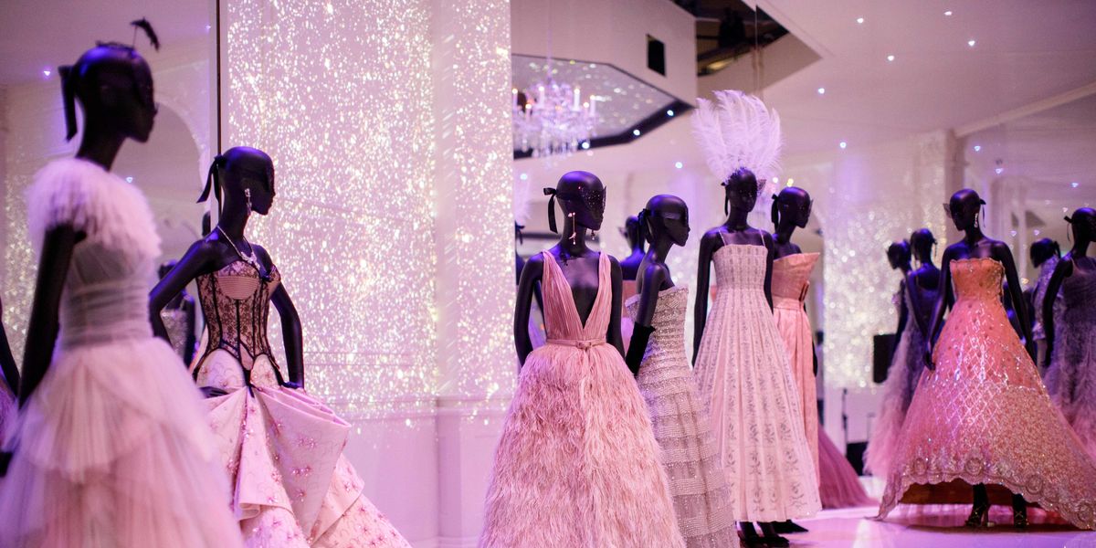 Christian Dior: Designer of Dreams”: Victoria and Albert Museum in London  welcomes largest ever Dior exhibition in the UK - LVMH