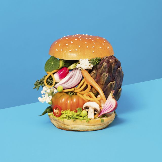 hamburguesa con productos de la nevera