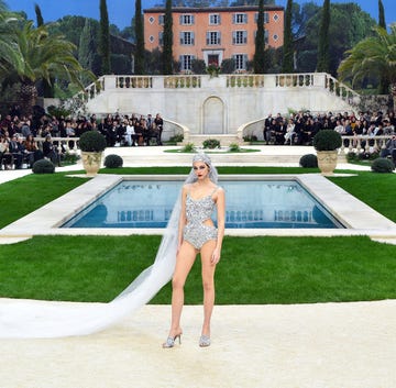 Chanel : Runway - Paris Fashion Week -Haute Couture Spring/Summer 2019