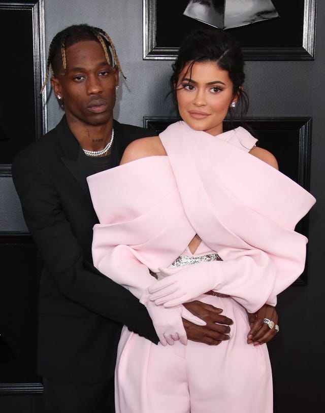 Travis Scott Wears Kylie Jenner Sweatshirt After Cheating Rumors