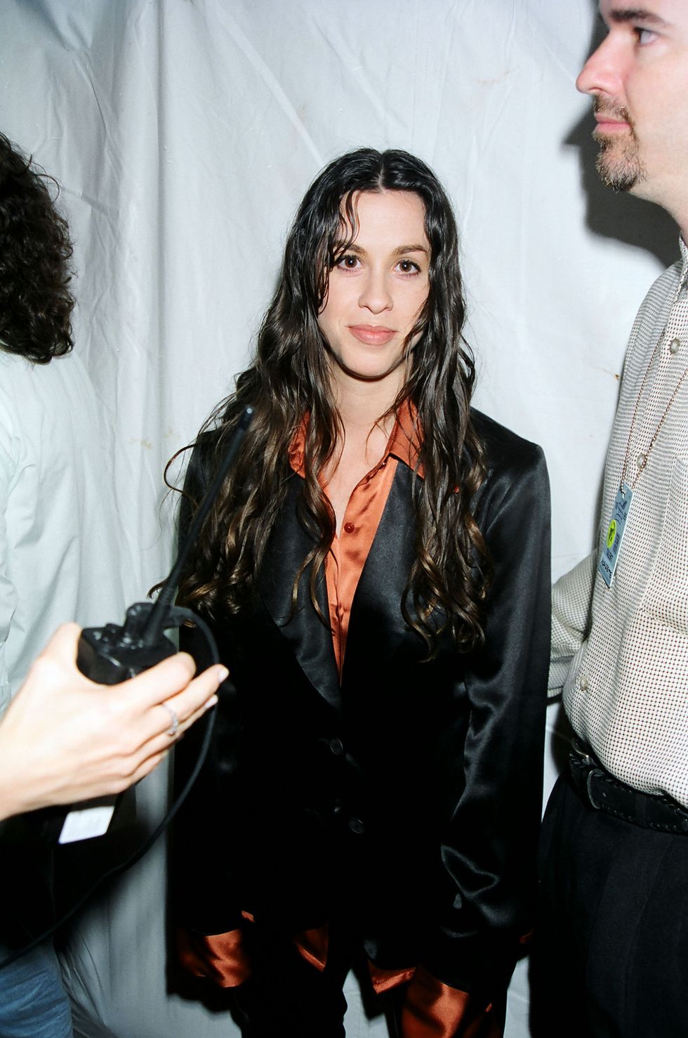 alanis morissette during 1995 mtv video music awards show at radio city music hall in new york city, new york, united states photo by jeff kravitzfilmmagic, inc