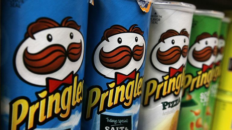 You've been eating Pringles wrong - Right way to eat Pringles