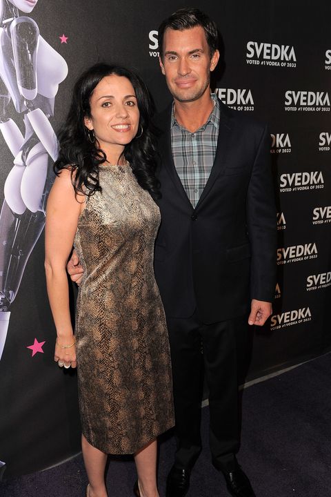 hollywood, ca   april 07  jenni pulos and jeff lewis attend svedka vodkas a night of a billion reality stars premiere event at lexington social house on april 7, 2011 in hollywood, california  photo by jordan strausswireimage