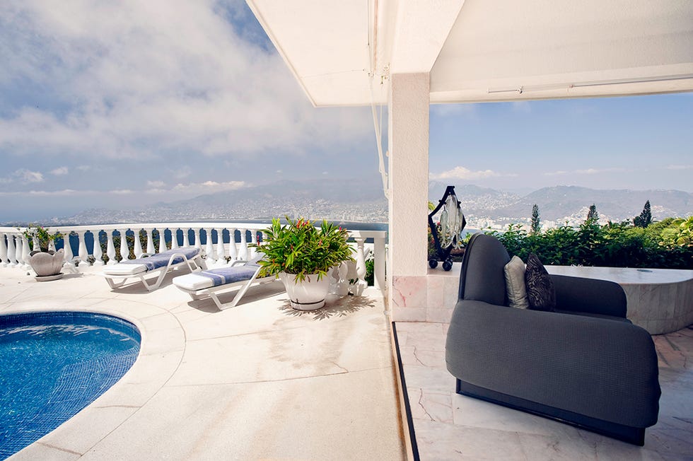 terraza de ático con piscina