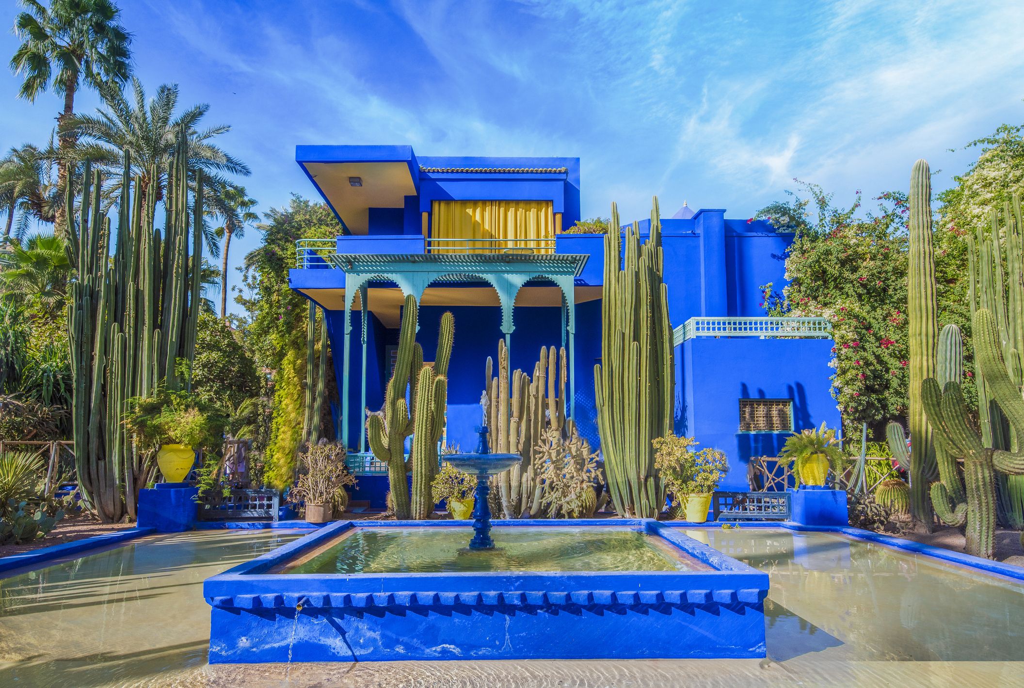 イヴ・サンローランが愛したモロッコのマジョレル庭園を造園家・齊藤 ...