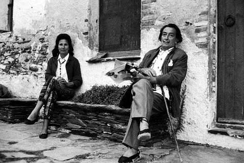 ​Salvador Dalí with his wife, Gala 