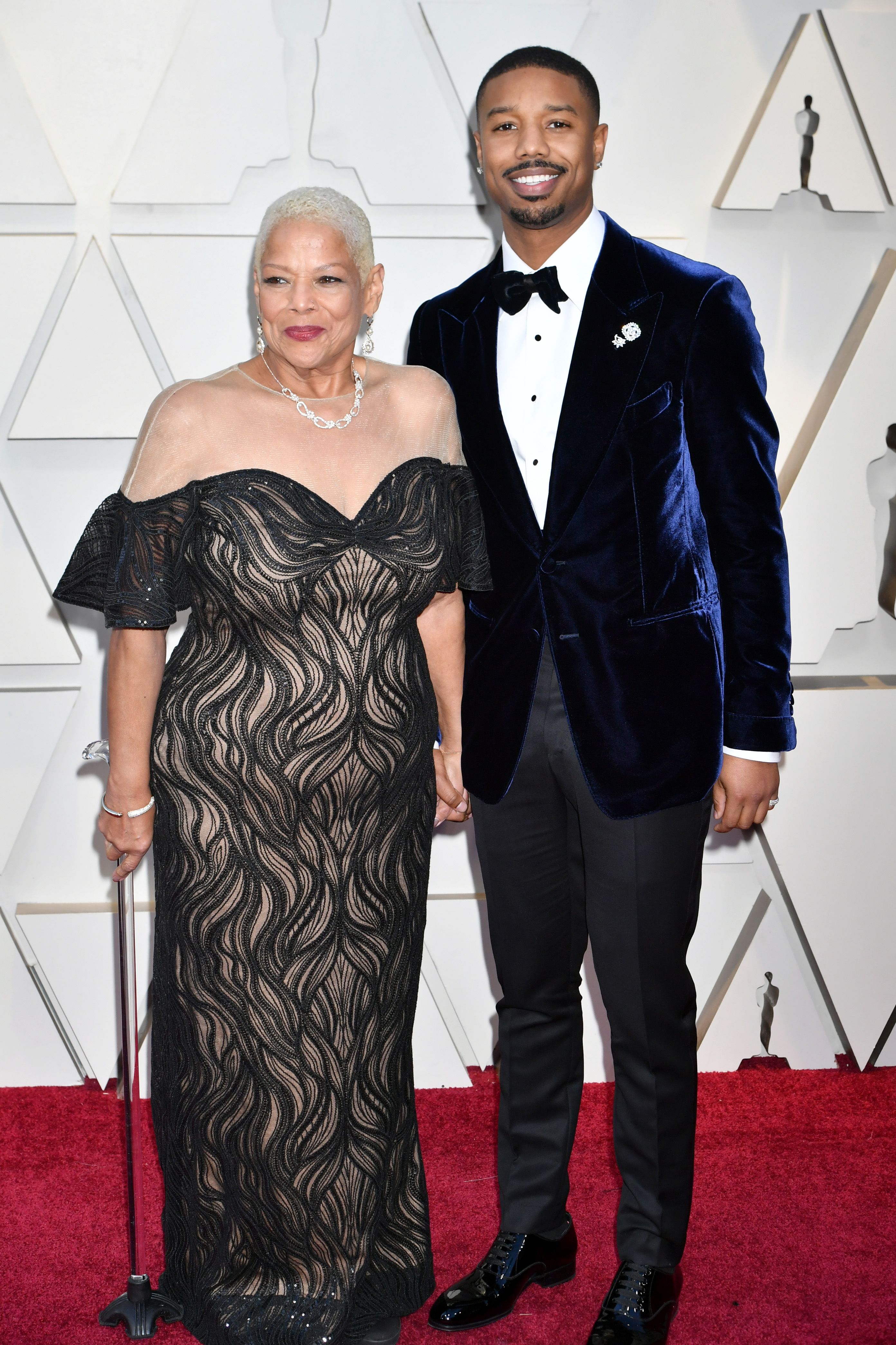 Estadístico uno obtener Michael B. Jordan Brings Mom Donna Jordan As His Date to 2019 Oscars