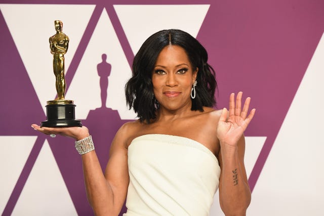 Oscars 2020: Regina King's Eyelashes Need to Win an Academy Award