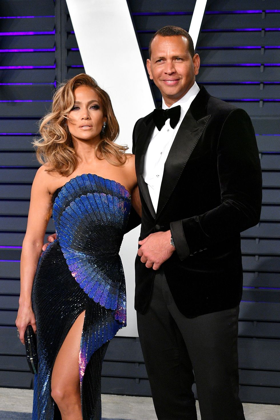 beverly hills, ca february 24 jennifer lopez l and alex rodriguez attend the 2019 vanity fair oscar party hosted by radhika jones at wallis annenberg center for the performing arts on february 24, 2019 in beverly hills, california photo by dia dipasupilgetty images