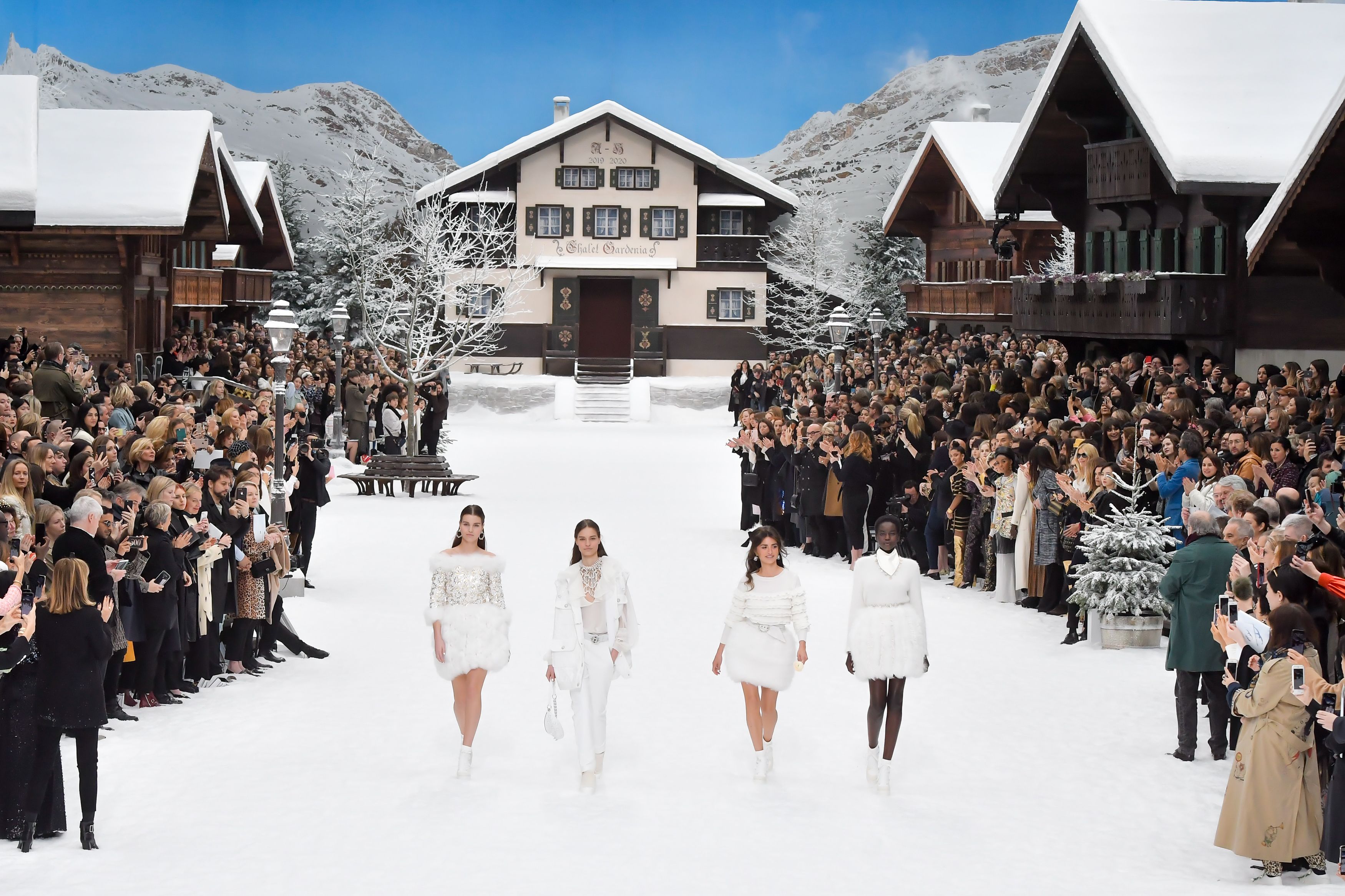 Karl Lagerfeld's Last Paris Fashion Show - Fall 2019