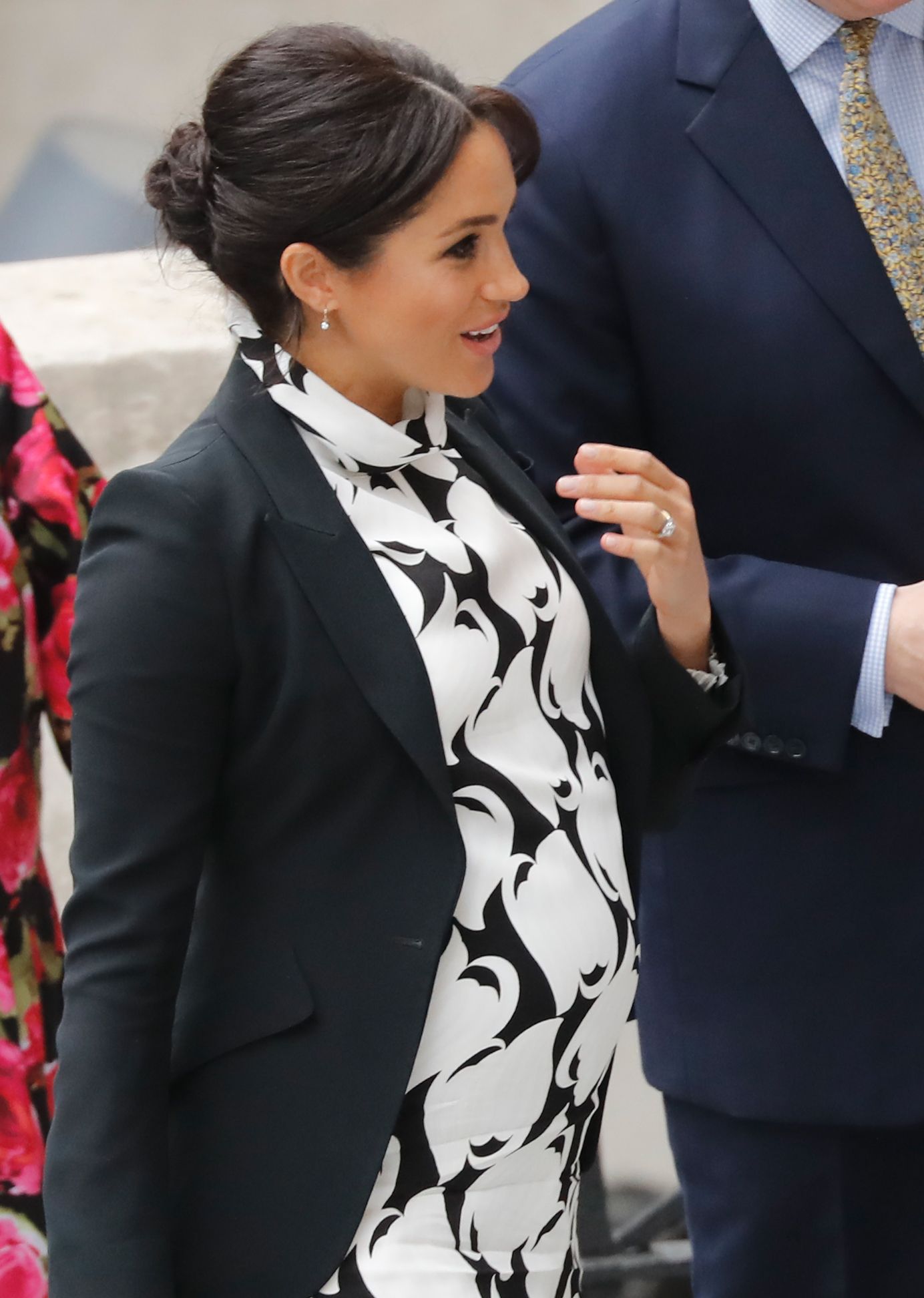 Meghan markle clearance reiss dress