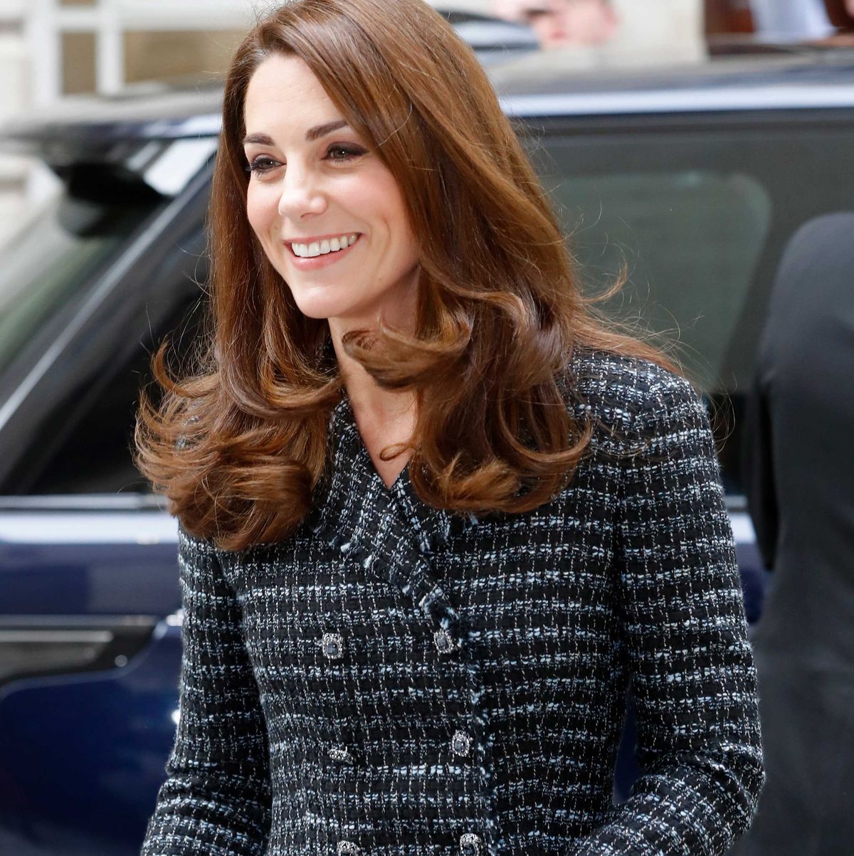 Kate Middleton Wears Dark Tweed Skirt and Blazer to the Royal Foundation's  Mental Health in Education Conference