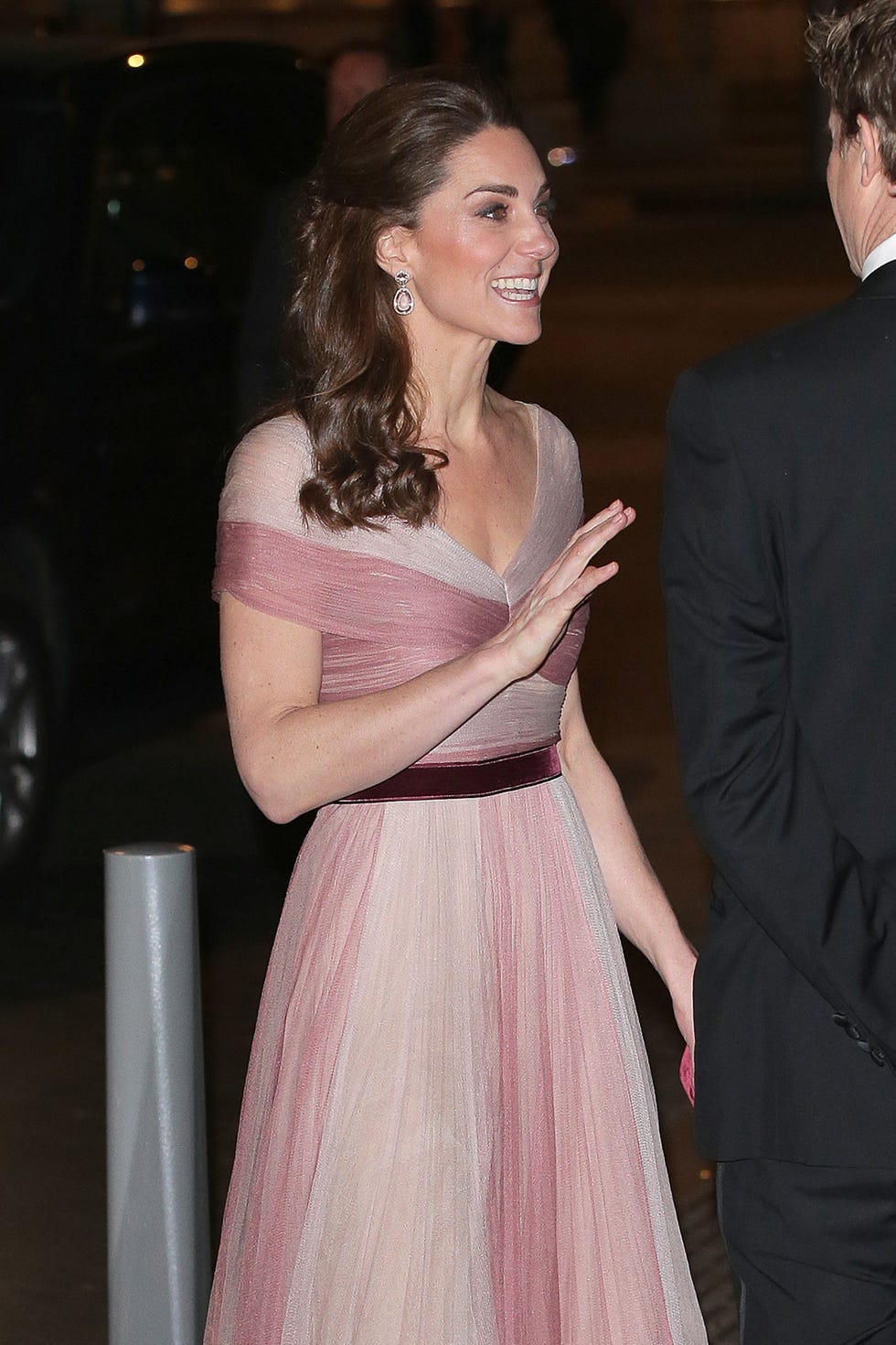 Kate Middleton Shoes: Navy Pump Style With Gucci Dress