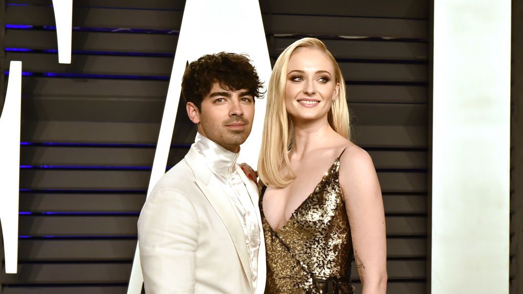 preview for The Story Of How Sophie Turner And Joe Jonas Met Is So Relatable