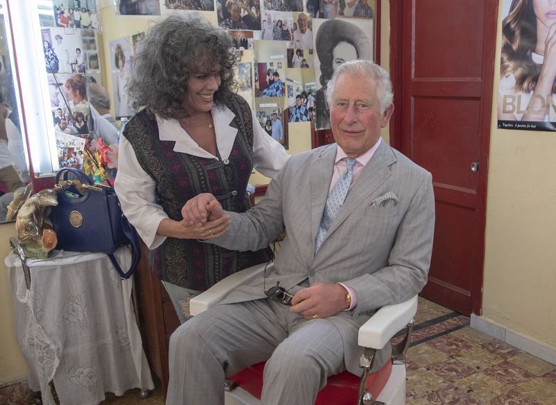 查爾斯親王婉拒「理髮」遭吐槽：英國王室的男人真的不能理髮啊！再理就沒了！