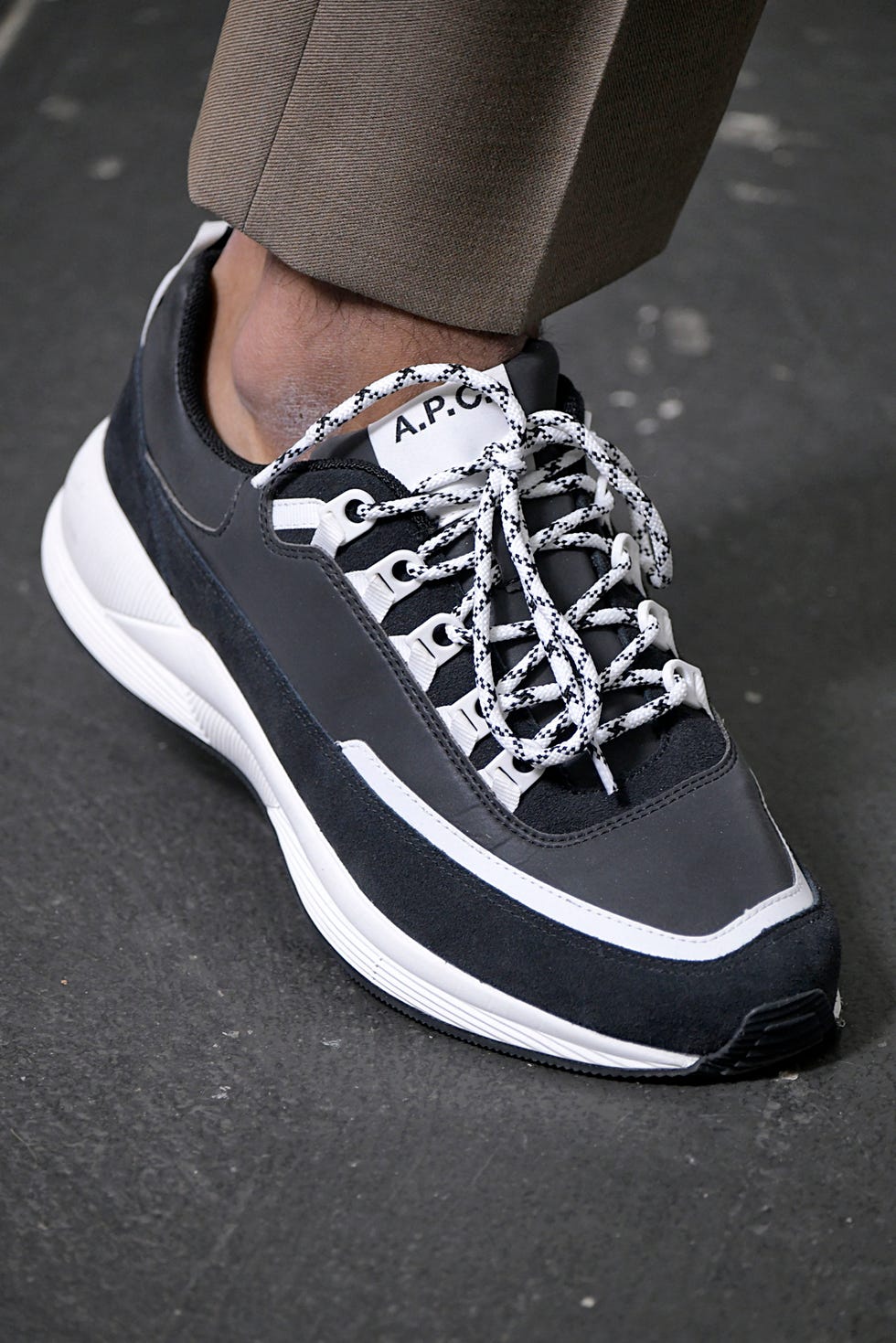 Shoe, Footwear, White, Sneakers, Black, Skate shoe, Fashion, Walking shoe, Sportswear, Plimsoll shoe, 