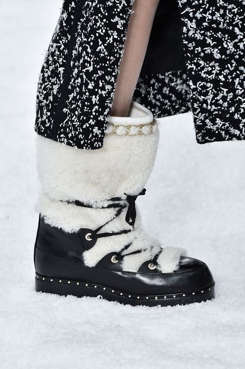 White, Footwear, Black, Shoe, Boot, Black-and-white, Ankle, Fashion, Human leg, Leg, 