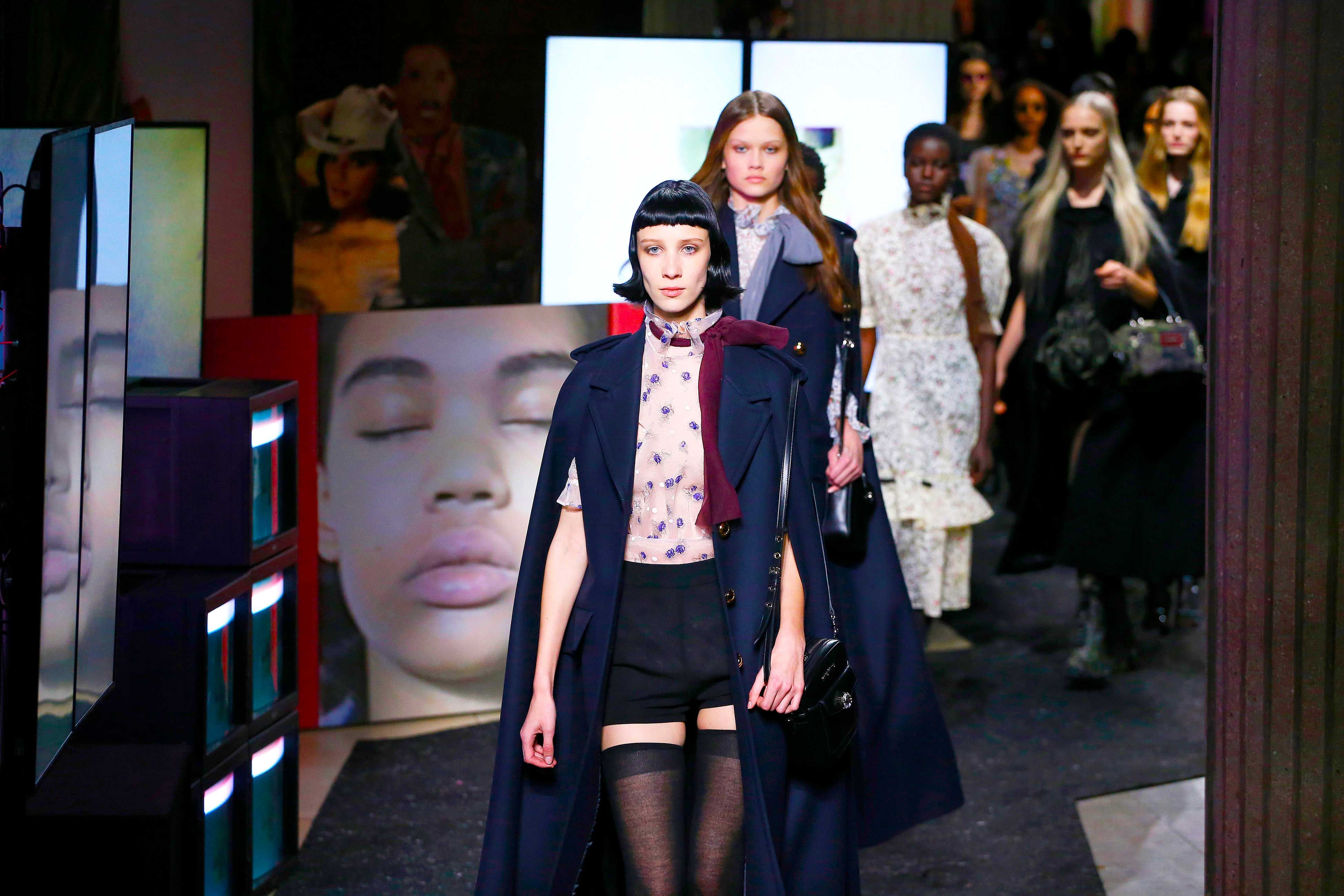 Miu Miu Collections - Miu Miu Runway Show Archive