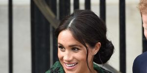 Meghan Markle Steps Out Without Her Engagement Ring