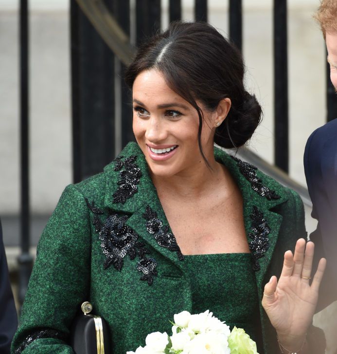 Meghan Markle Steps Out Without Her Engagement Ring