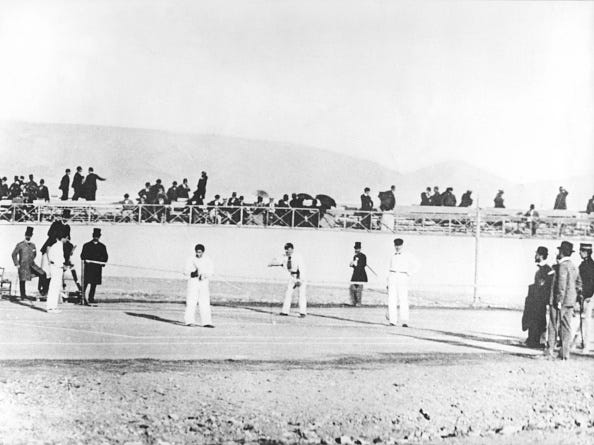 the tennis mens doubles final at the 1896 summer olympics in athens, 11th april 1896 the anglo german pair seen on the right of john boland and fritz traun beat the greek finalists, dionysios kasdaglis and demetrios petrokokkinos 5 7, 6 4, 6 1  im doppelendspiel der olympischen spiele treffen am 11041896 in phaliron, athen, john pius boland england und der deutsche fritz traun auf die beiden griechen dionysios kasdaglis und dimitrios petrokokkinos das englisch deutsche team rechte seite setzt sich mit 57, 64 und 61 durch foto c picture alliance  asa  usage worldwide photo by schirner sportfoto archivpicture alliance via getty images