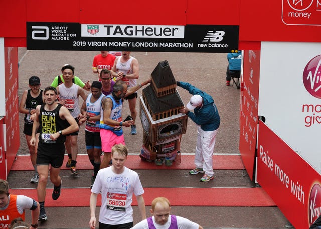 big ben runner gets stuck at london marathon finish line