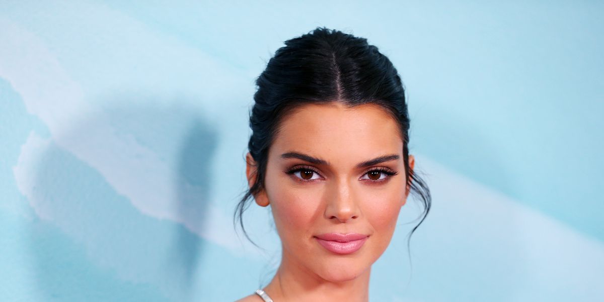 We're Down To Try This Kendall Jenner Free-The-Nip Look For Fall