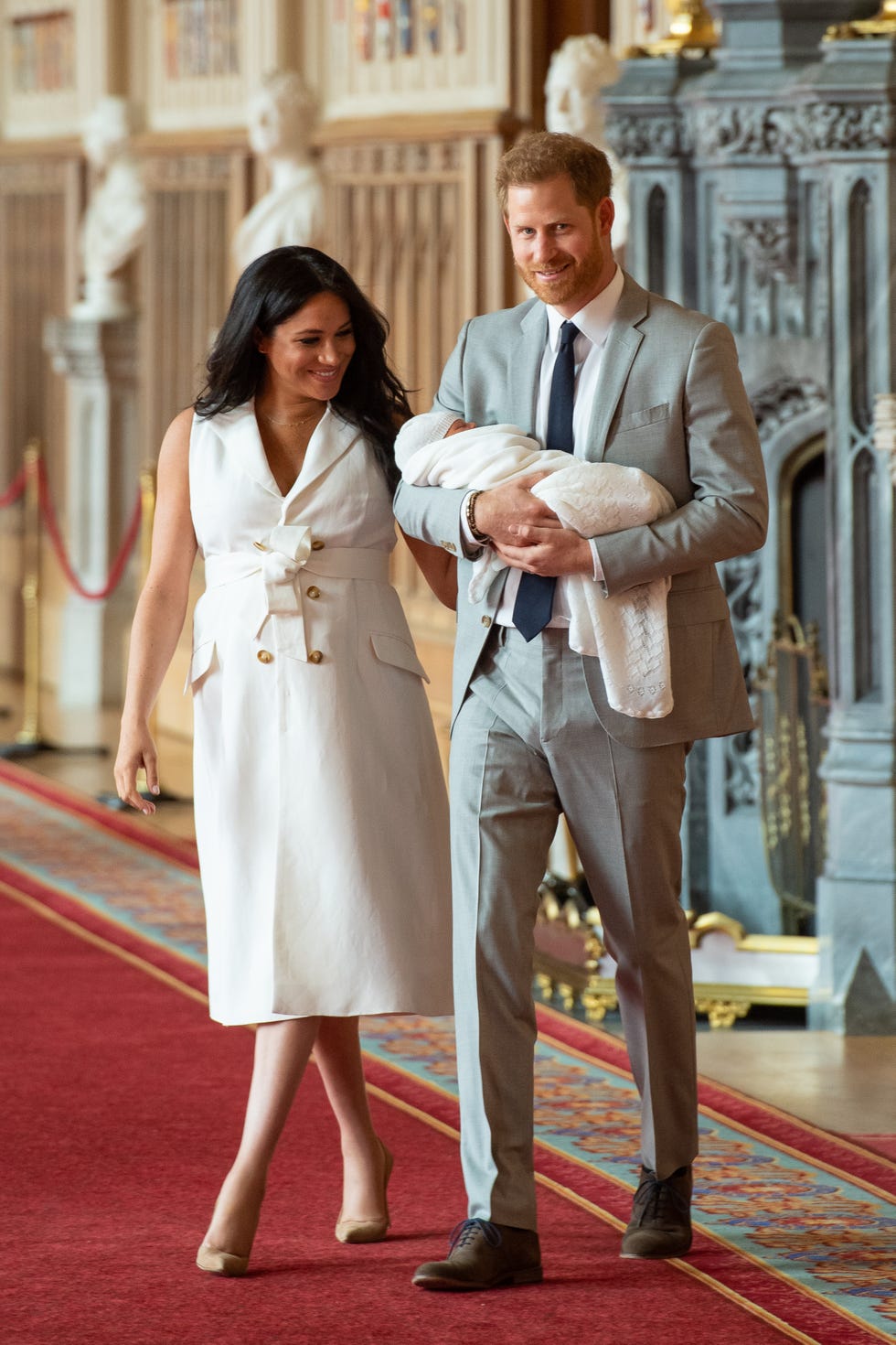 windsor, england   may 08 prince harry, duke of sussex and meghan, duchess of sussex, pose with their newborn son archie harrison mountbatten windsor during a photocall in st georges hall at windsor castle on may 8, 2019 in windsor, england the duchess of sussex gave birth at 0526 on monday 06 may, 2019 photo by dominic lipinski   wpa poolgetty images