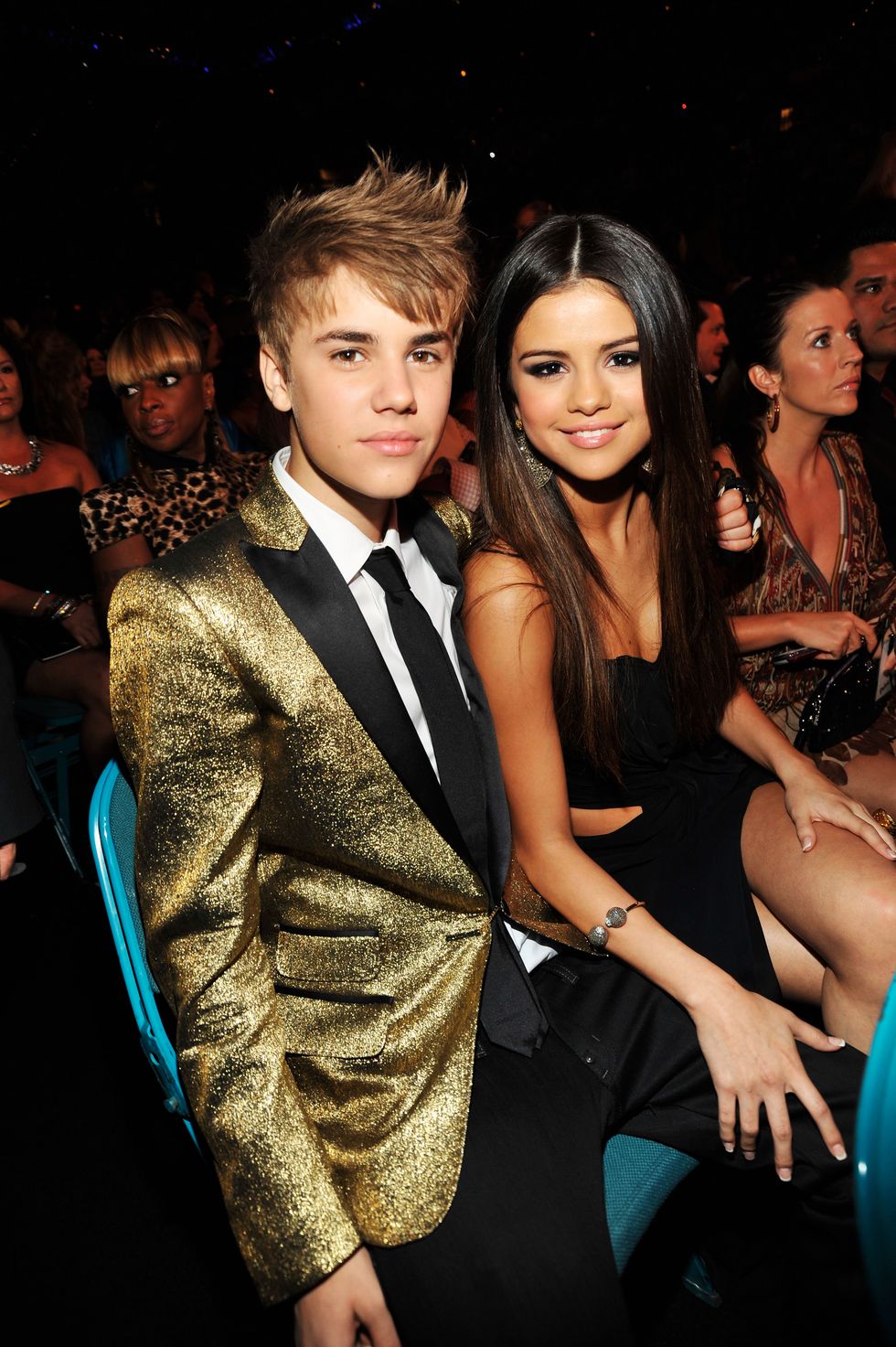 las vegas, nv may 22 singers justin bieber l and selena gomez pose during the 2011 billboard music awards at the mgm grand garden arena may 22, 2011 in las vegas, nevada photo by kevin mazurwireimage